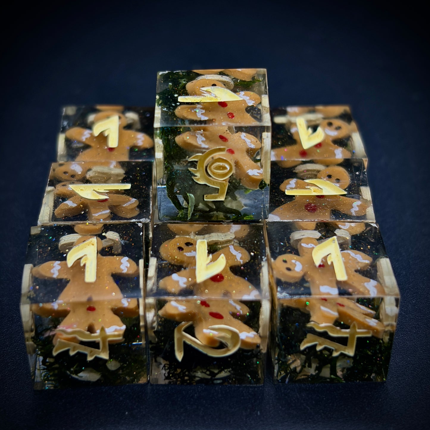Forgotten Chrismas Eve (10d6 handmade dice set)