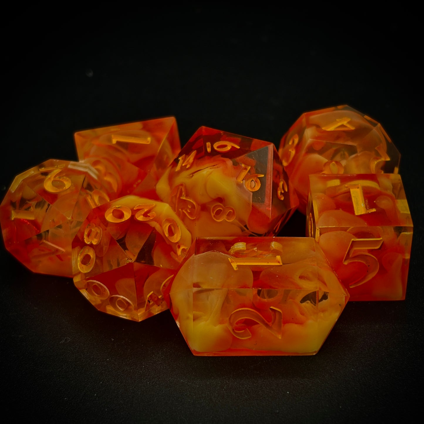 I DON´T CARE HOW SMALL THE ROOM IS, I CAST FIREBALL (7 piece polyhedral hand made dice set)
