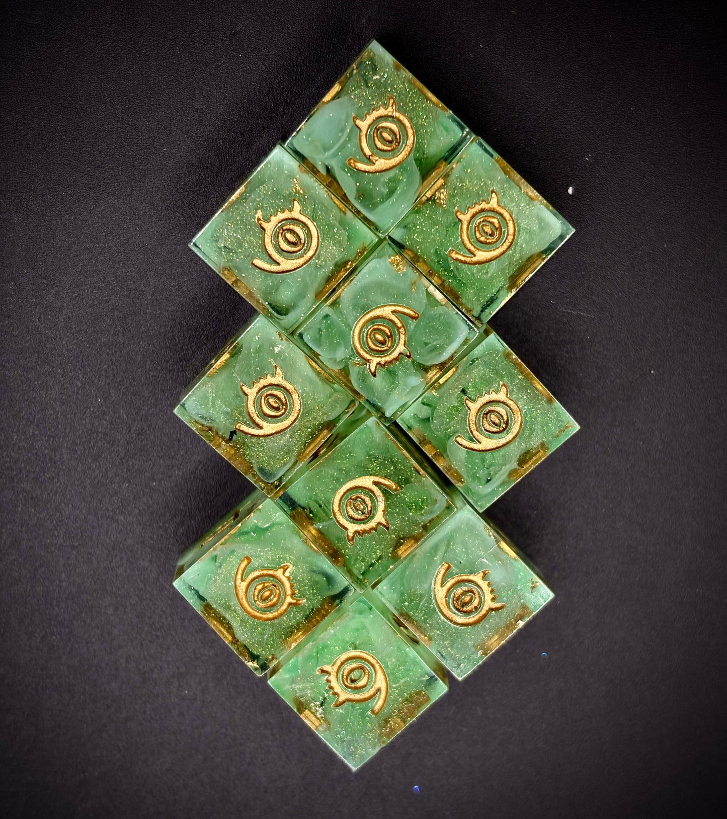 Excellent Mint (10d6 hand made dice set)